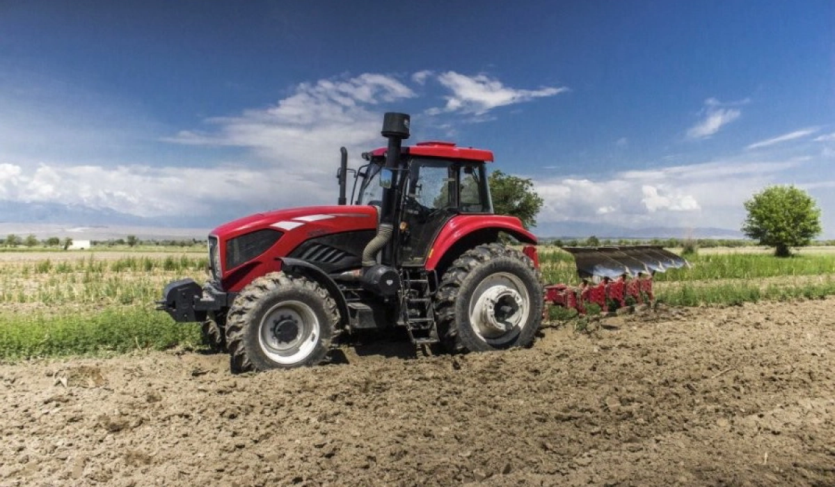 Трактори YTO в Україні - Надійний друг в агросекторі