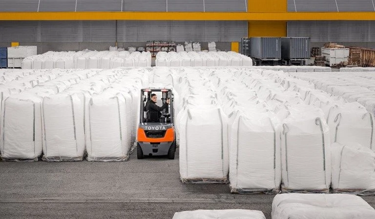 Як вибрати навантажувач для складу агротоварів: ключові критерії вибору