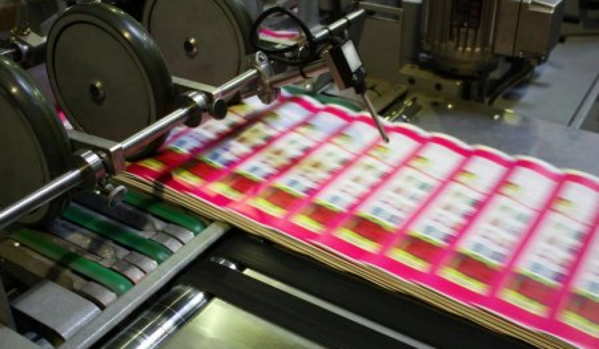 Как выбрать типографию для производства каталогов магазинных товаров и листовок