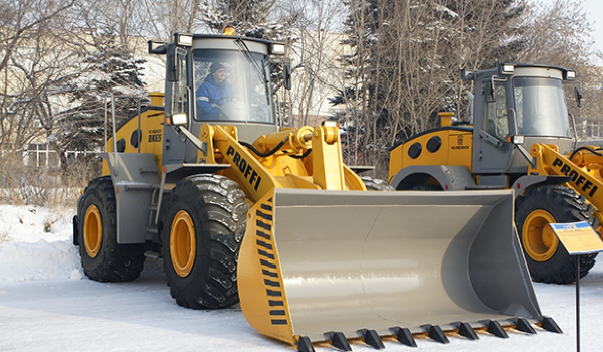 Фронтальный погрузчик: критерии выбора