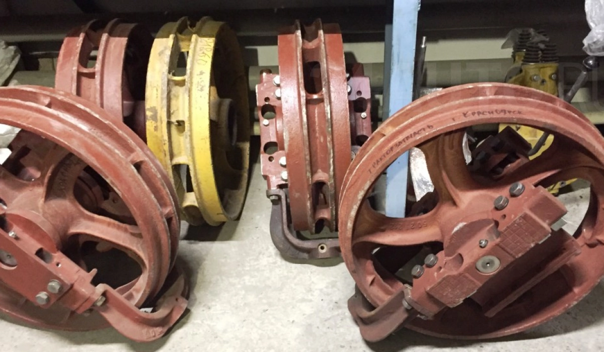 Запчасти для тракторов: выбор и особенности продукции