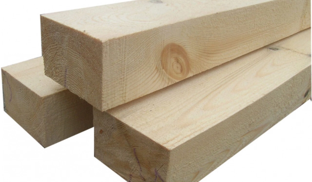 Стройматериалы - зимнее хранение бруса и металлочерепицы