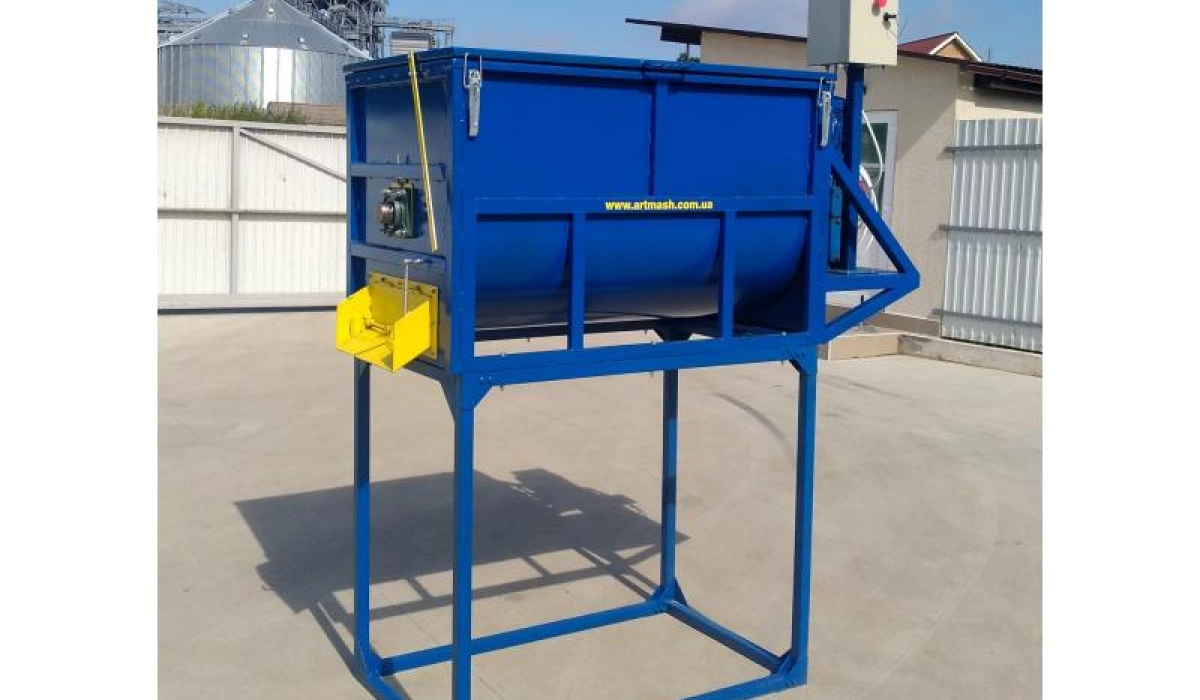 Смеситель корма – дополнительное преимущество для качественного откорма животных