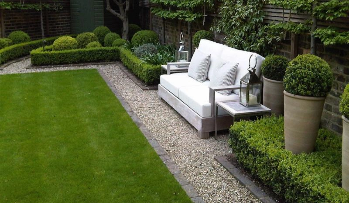 Как и чем оформить современный сад: мебель и зеленые насаждения