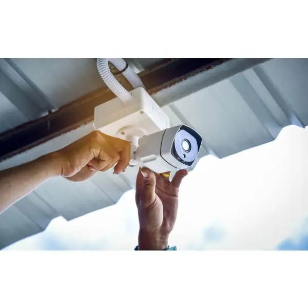 Особенности установки уличных камер наблюдения на территории склада