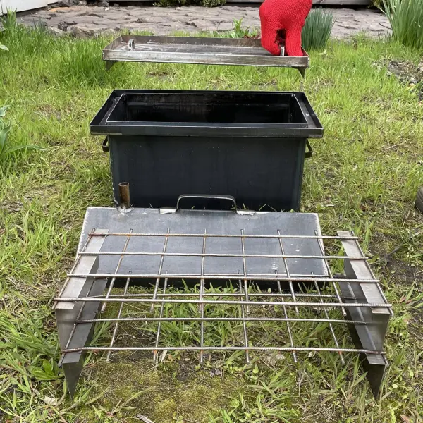 Як вибрати домашню коптильню?