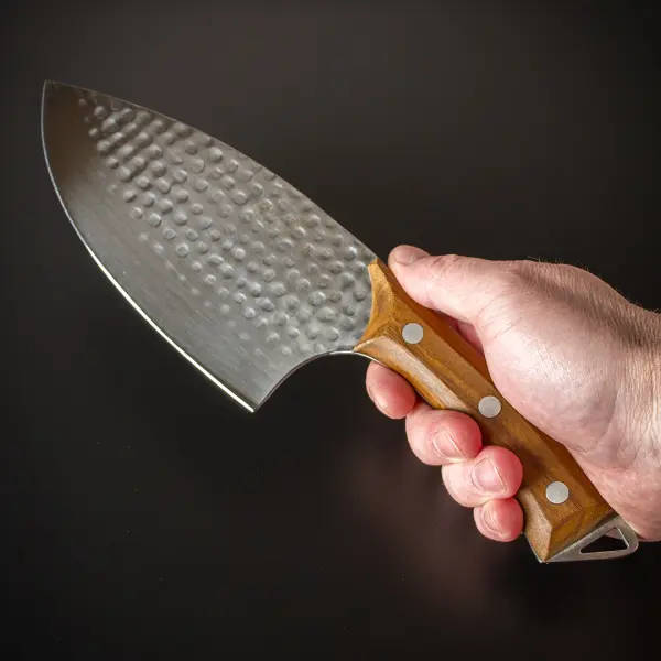 Як обрати професійний ніж м’ясника