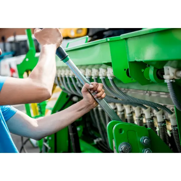 Обзор: почему «точная деталь» служит дольше в сеялке и опрыскивателе