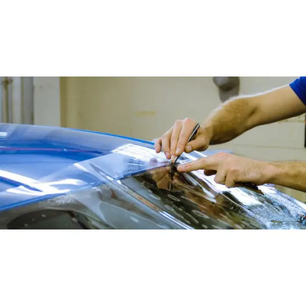 Как работает защитная пленка для лобового стекла