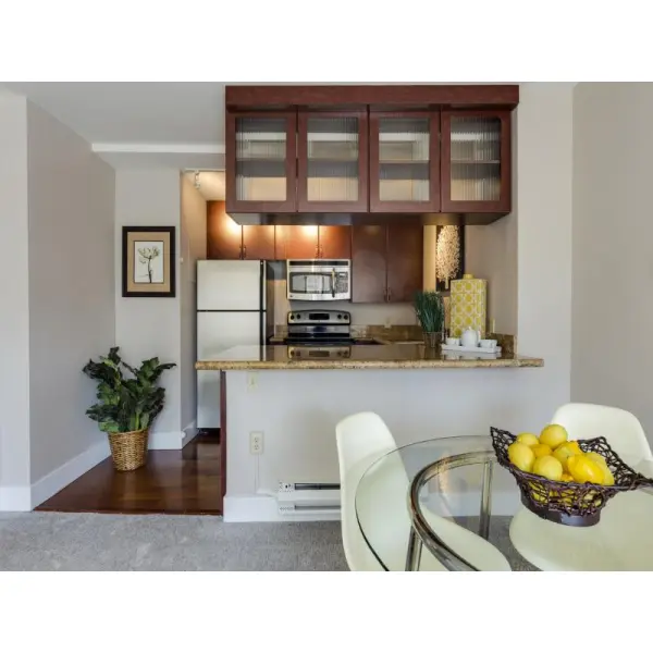 Как грамотно обустроить маленькую кухню