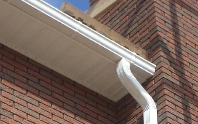 Как выбрать идеальную водосточную систему для вашего дома? Как выбрать идеальную водосточную систему для вашего дома?