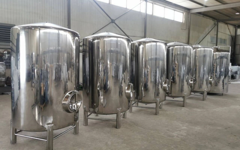 Молочное такси для выпойки телят: удобство и эффективность в современном животноводстве Молочное такси для выпойки телят: удобство и эффективность в современном животноводстве