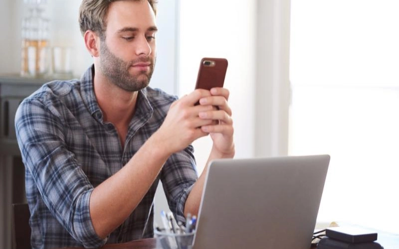 Онлайн система платежей: оплати счета прямо в телефоне! Онлайн система платежей: оплати счета прямо в телефоне!